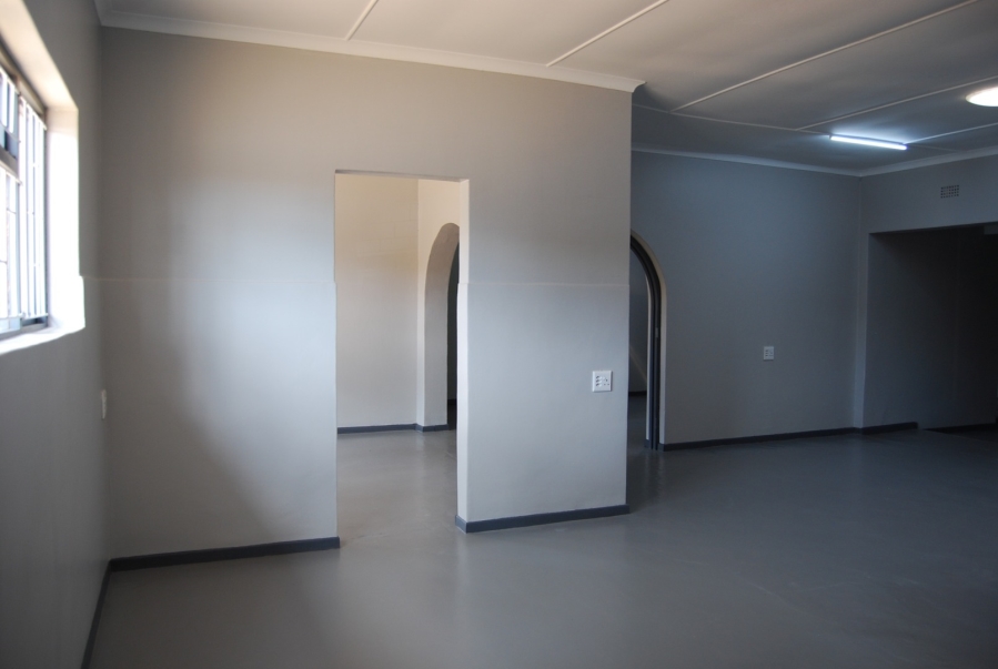 To Let commercial Property for Rent in Vredenburg Western Cape